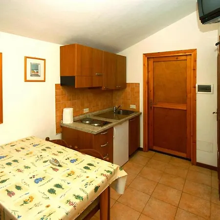 Bungalow With Free Water Park Entry At Villaggio Il Paese Di Ciribi, * 切里亚莱